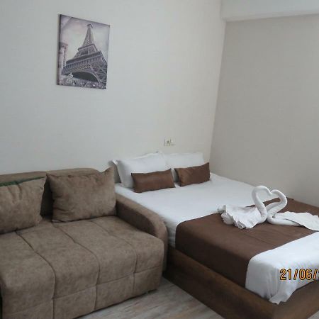 Atlas Hotel Тбилиси Экстерьер фото